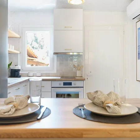 Sani Bliss By Halu!, 2-bd With Private Garden