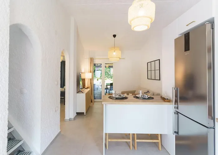 Sani Bliss By Halu!, 2-bd With Private Garden Villa Sani (Chalkidiki)