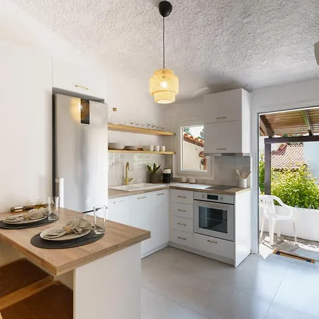 וילה Sani Bliss By Halu!, 2-bd With Private Garden