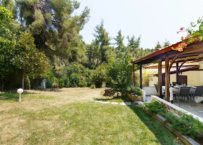 Sani Bliss By Halu!, 2-bd With Private Garden
